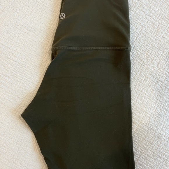 Lululemon Align Legging 28” length - Picture 2 of 3